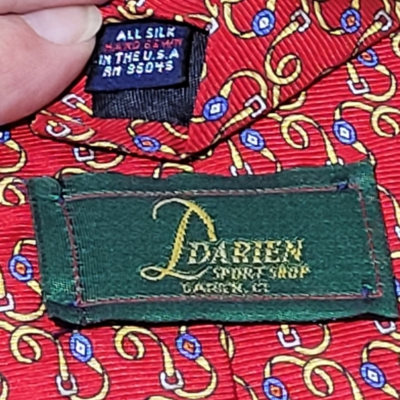 Darien Sport Shop Darien, CT All Silk Made in U.S.A. - Picture 3 of 5